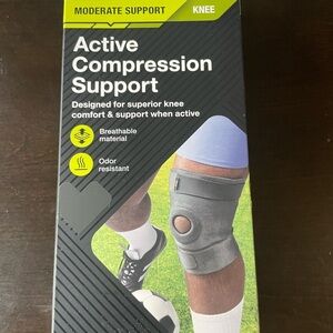 BNIB Active Compression Knee Moderate Support - Large